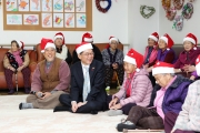 강호인 장관, 세종시 노인지원센터 사랑의 쌀 기탁